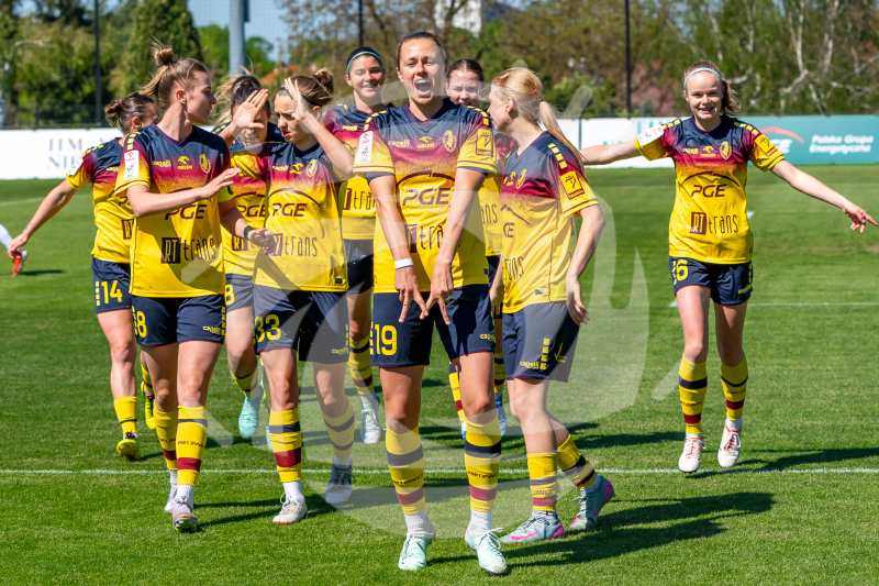 Piłka Nożna: Orlen ekstraliga kobiet. Pogon Szczecin - Czarni Sosnowiec. - Agencja Fotograficzna